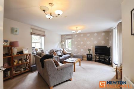 5 bedroom Detached house for sale in Brunel Avenue, Colsterworth, NG33
