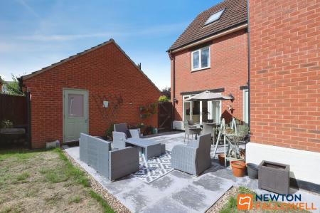 5 bedroom Detached house for sale in Brunel Avenue, Colsterworth, NG33