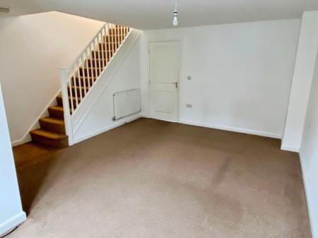 3 bedroom Semi-detached house for sale in Neals Crescent, Grantham, NG31