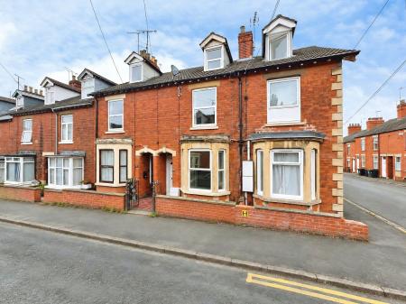 3 bedroom Terraced House for sale in Edward Street, Grantham, NG31