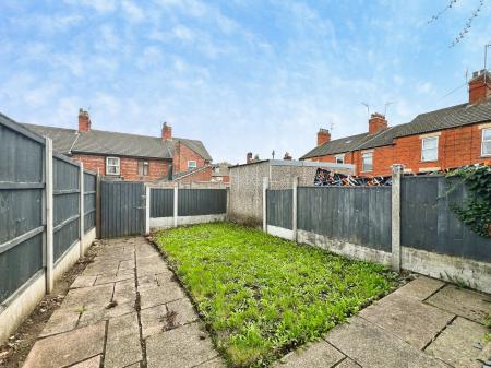 3 bedroom Terraced House for sale in Edward Street, Grantham, NG31