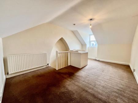 3 bedroom Terraced House for sale in Edward Street, Grantham, NG31