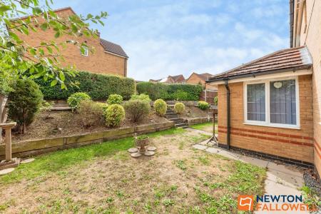 4 bedroom Detached house for sale in Balmoral Drive, Grantham, NG31