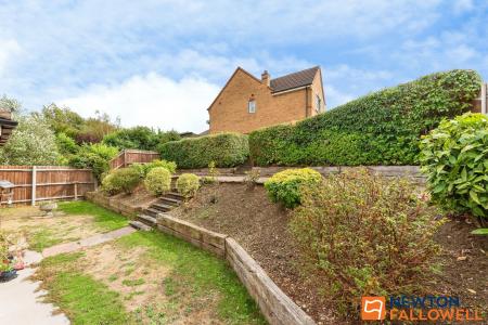 4 bedroom Detached house for sale in Balmoral Drive, Grantham, NG31