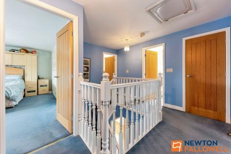 4 bedroom Detached house for sale in Balmoral Drive, Grantham, NG31