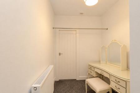 4 bedroom Detached house for sale in Denton Avenue, Grantham, NG31