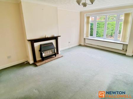 3 bedroom Semi-detached house for sale in Goodliff Road, Grantham, NG31