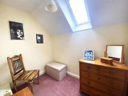 3 bedroom Semi-detached house to let in Main Street, Sudbrook, NG32