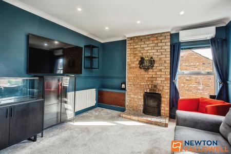 2 bedroom Flat for sale in Albert Street, Grantham, NG31