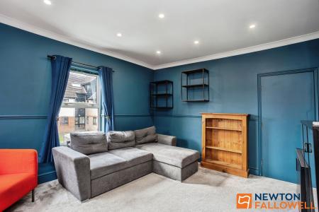 2 bedroom Flat for sale in Albert Street, Grantham, NG31