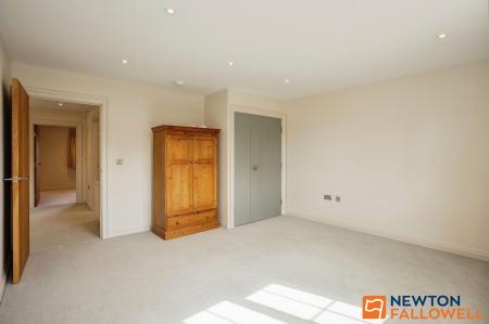 4 bedroom Detached house for sale in Fox Gardens, Grantham, NG31