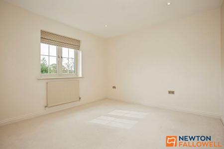 4 bedroom Detached house for sale in Fox Gardens, Grantham, NG31