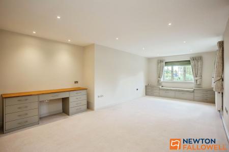 4 bedroom Detached house for sale in Fox Gardens, Grantham, NG31