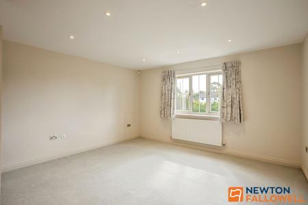 4 bedroom Detached house for sale in Fox Gardens, Grantham, NG31