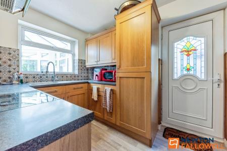 3 bedroom Semi-detached house for sale in Manchester Way, Grantham, NG31