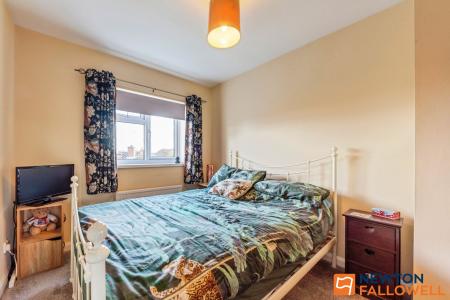 3 bedroom Semi-detached house for sale in Manchester Way, Grantham, NG31