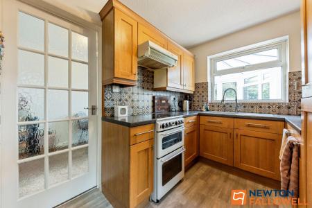 3 bedroom Semi-detached house for sale in Manchester Way, Grantham, NG31