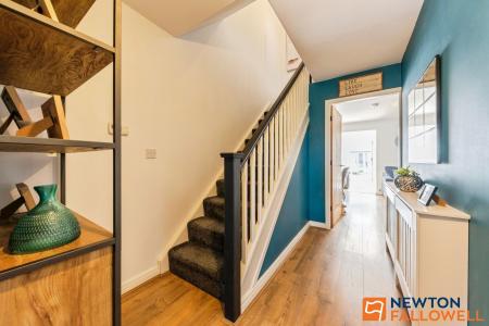 3 bedroom Semi-detached house for sale in Hoylake, Grantham, NG31