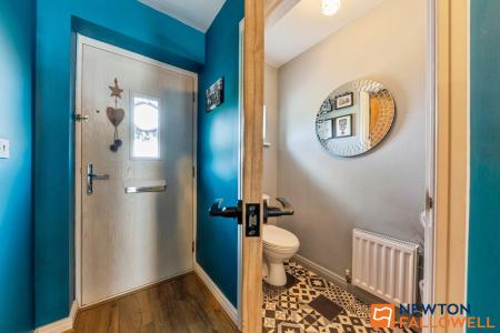 3 bedroom Semi-detached house for sale in Hoylake, Grantham, NG31