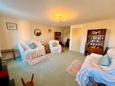 3 bedroom Terraced House for sale in Langford Gardens, Grantham, NG31