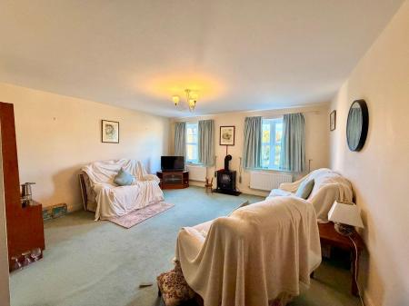 3 bedroom Terraced House for sale in Langford Gardens, Grantham, NG31