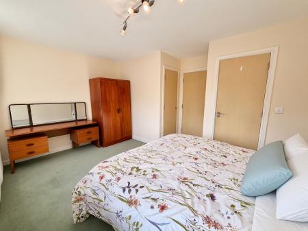 3 bedroom Terraced House for sale in Langford Gardens, Grantham, NG31