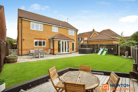 4 bedroom Detached house for sale in Dover Close, Grantham, NG31