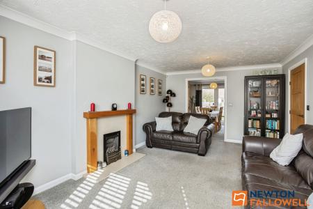 4 bedroom Detached house for sale in Dover Close, Grantham, NG31