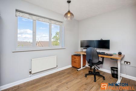 4 bedroom Detached house for sale in Dover Close, Grantham, NG31