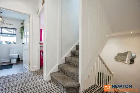 3 bedroom Terraced House for sale in Sidney Street, Grantham, NG31