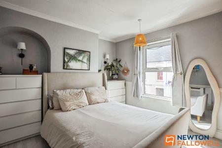 3 bedroom Terraced House for sale in Sidney Street, Grantham, NG31
