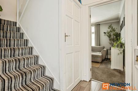 3 bedroom Terraced House for sale in Sidney Street, Grantham, NG31