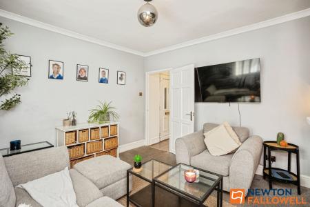3 bedroom Terraced House for sale in Sidney Street, Grantham, NG31