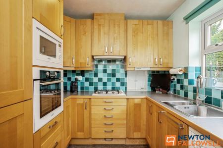 3 bedroom Detached bungalow for sale in Birmingham Close, Grantham, NG31
