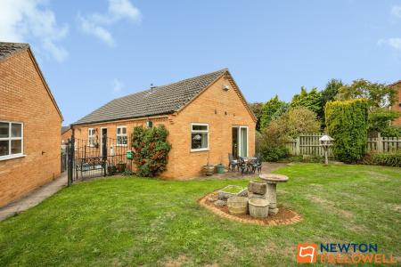 3 bedroom Detached bungalow for sale in Birmingham Close, Grantham, NG31