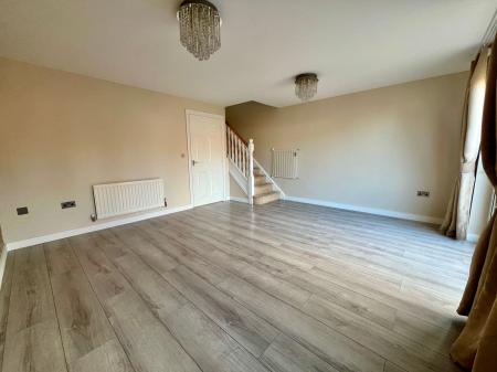 3 bedroom End of terrace house for sale in Dexter Avenue, Grantham, NG31