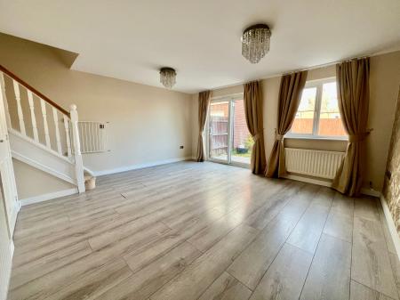 3 bedroom End of terrace house for sale in Dexter Avenue, Grantham, NG31