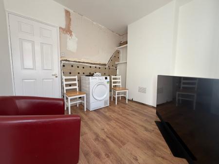 2 bedroom Terraced House for sale in Dudley Road, Grantham, NG31