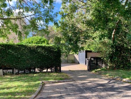 0 bedroom Land (Residential) for sale in Building Plot 27 Ash Grove, Grantham, Lincolnshire NG31 9QE
