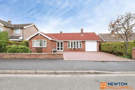 3 bedroom Detached bungalow for sale in Highcliffe Road, Grantham, NG31