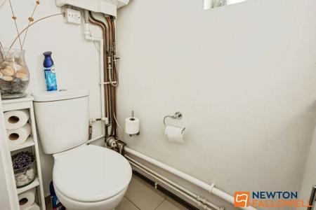 3 bedroom Semi-detached house for sale in Elliot Close, Grantham, NG31