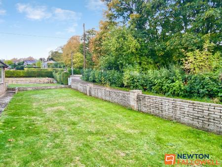 2 bedroom Detached bungalow for sale in High Street, Ropsley, NG33