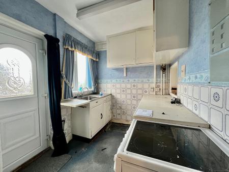 3 bedroom Semi-detached house for sale in Hill Avenue, Grantham, NG31