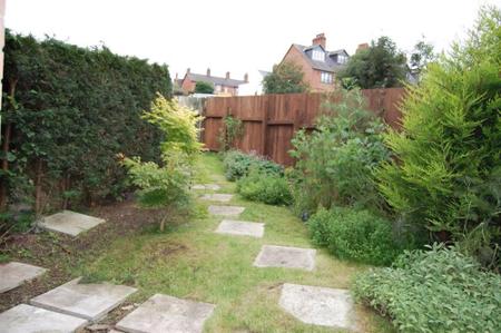 2 bedroom Semi-detached house to let in Campbell Close, Grantham, NG31