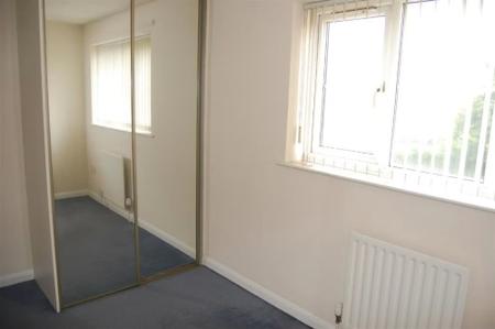 2 bedroom Semi-detached house to let in Campbell Close, Grantham, NG31