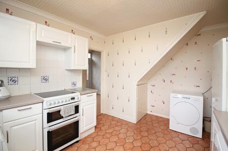 3 bedroom Semi-detached house for sale in Abbey Lane, Leicester, LE4