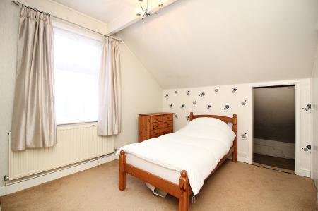 3 bedroom Semi-detached house for sale in Abbey Lane, Leicester, LE4