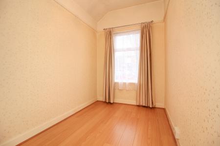 3 bedroom Semi-detached house for sale in Abbey Lane, Leicester, LE4