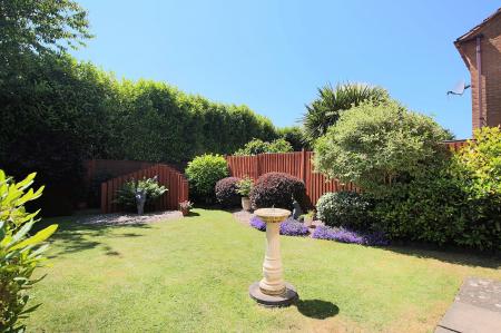 3 bedroom Town house for sale in Acacia Close, Leicester Forest East, LE3