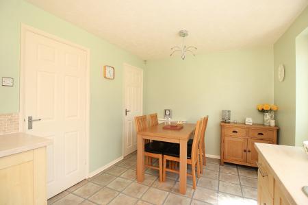 3 bedroom Town house for sale in Acacia Close, Leicester Forest East, LE3